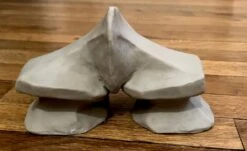 Femme Au Travail - - Sculpture By -