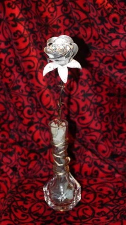 Art Confidential 101: Registration Razor Roze ~ Proulxet - - Sculpture By -