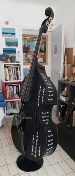 La Musique....#2 - - Sculpture By -